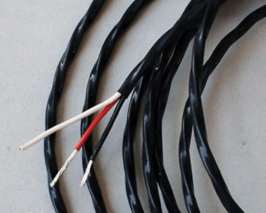 �F������|